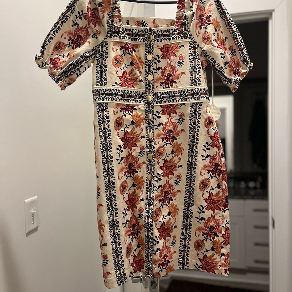 Size XS. This is a dress.